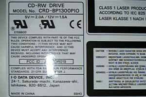 USB外付けのCD-RWをバラした